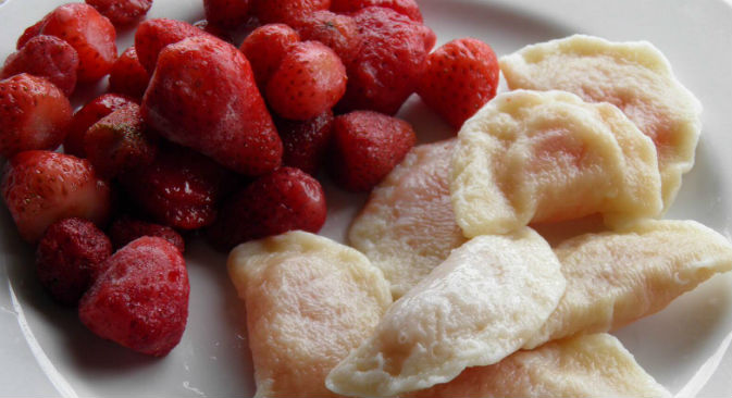 Vareniks with strawberries for dessert. Source: Press photo